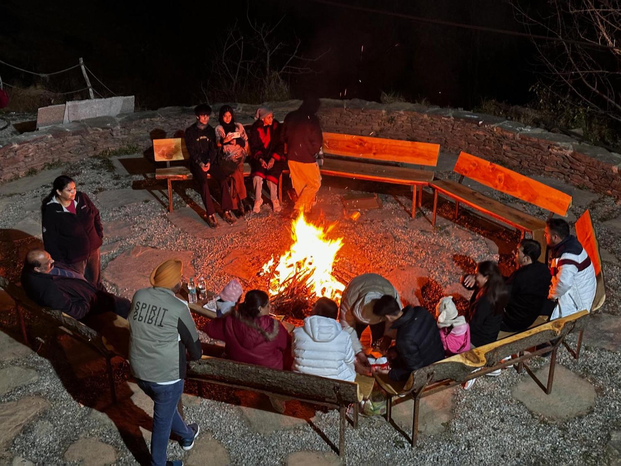 מלון קופרי Daak Bangla Retreat מראה חיצוני תמונה
